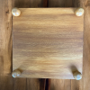 Dekoratif Ahşap Peynir Sunum Tabağı - 30x30 Cm - Top Ayaklı Çok Renkli