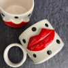 Red Lipstick Fincan