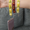 Örgü Papatya Desenli Anahtarlık- Telefon Askısı- Phone Charm