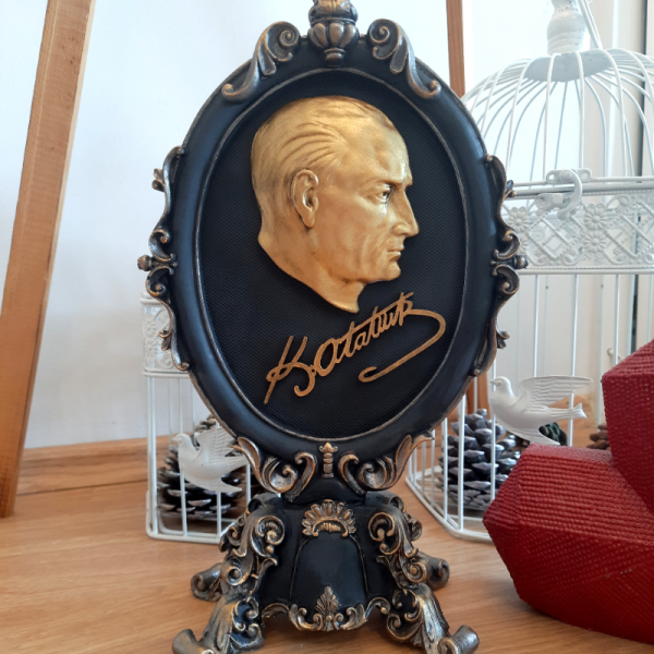 Suaress Polyester Atatürk Büstü