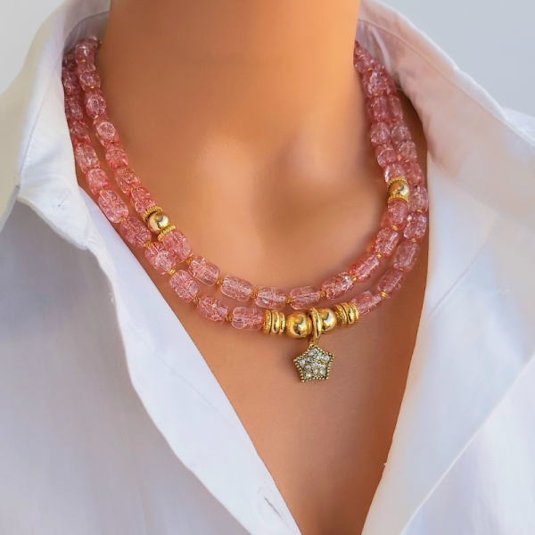 Parlak Pembe Renkte Kristal Necef Taşlı Yıldız Kolye