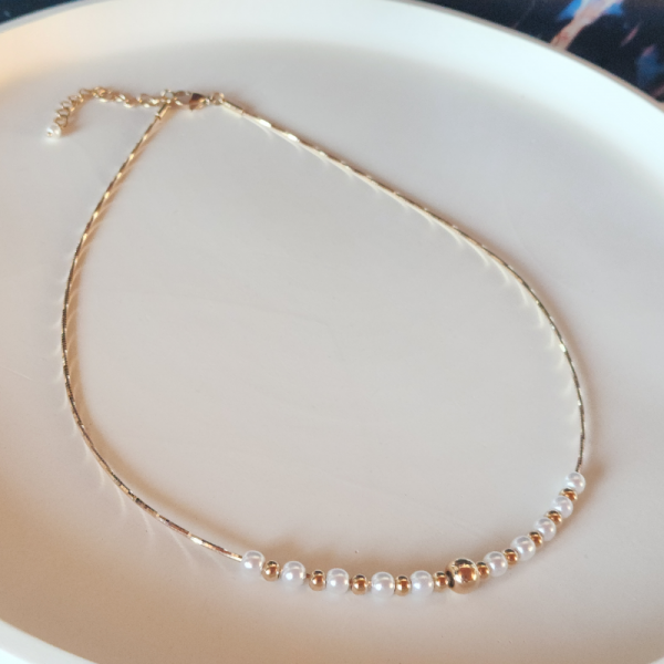 Rose Renkli İnci Detaylı Choker Kolye