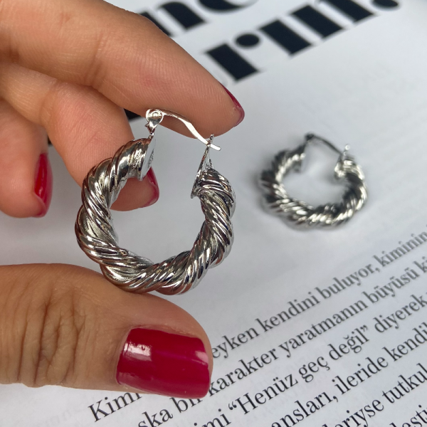 Vintage Burgu Halka Küpe