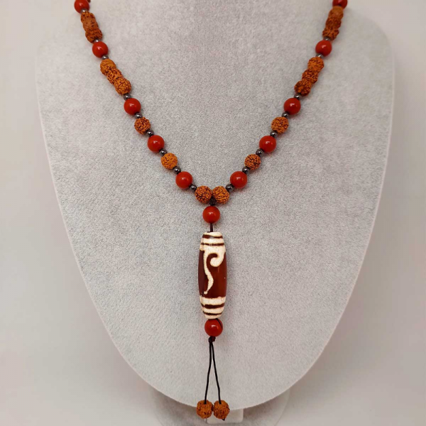 Tibet Akik & Jasper Taşlı Para Kancası Sembollü Rudraksha Unisex Kolye 8mm