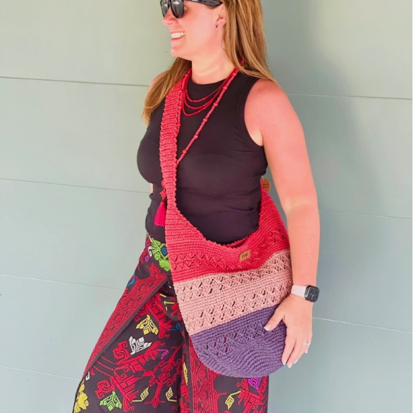 Pouch Mor Omuz Çantası