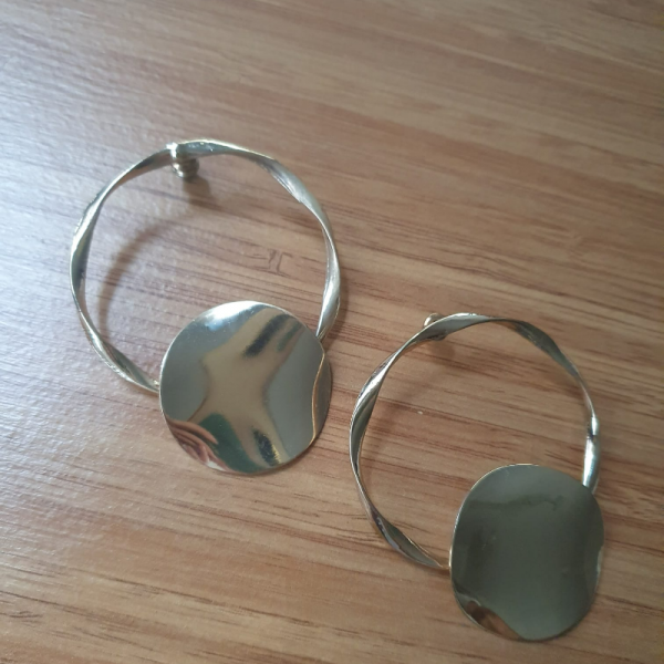 Modern Küpe