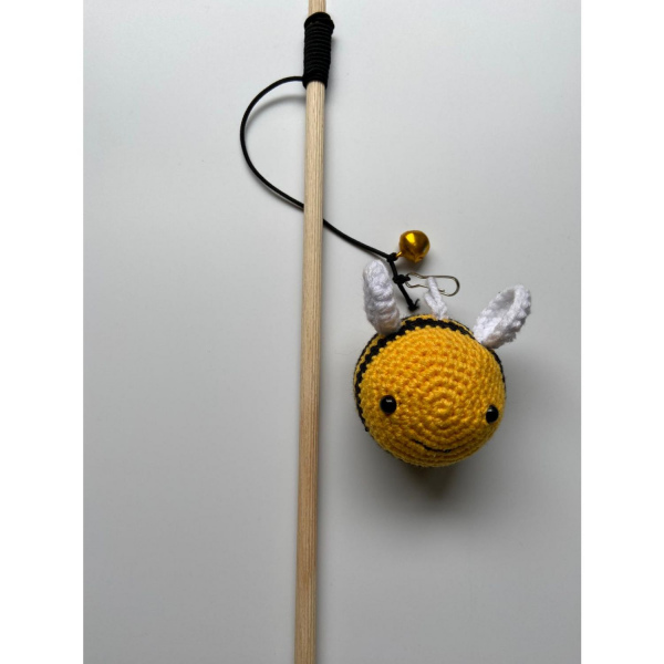 Amigurumi Tombul Arı Kedi Oltası