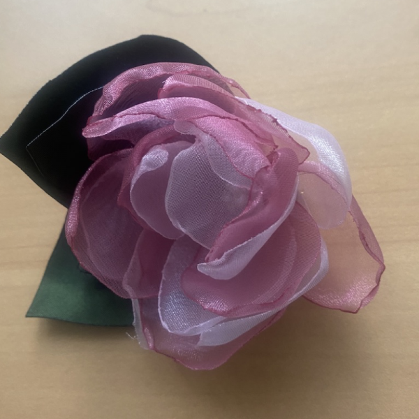 Pembe Organze Çiçek Broş 