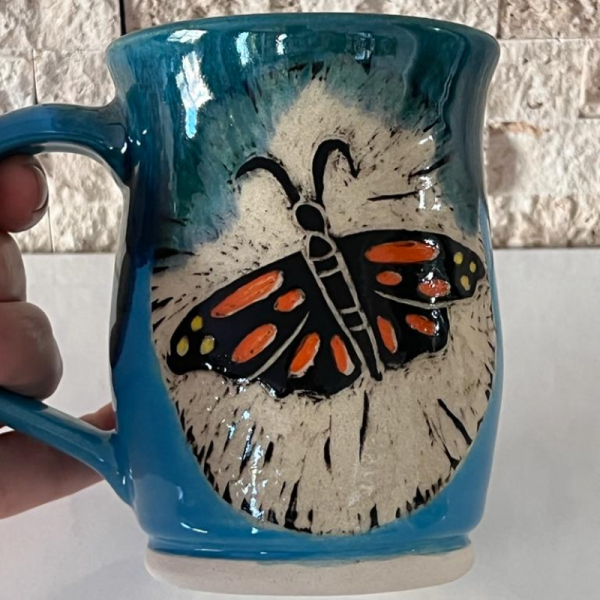 Kelebek Figürlü Seramik Sgraffito Kupa