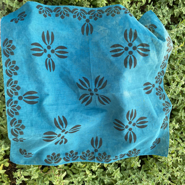 Petrol Mavi̇si̇ Bandana 50x50  Hand Made  ( Geleneksel Tahta Baskılı )