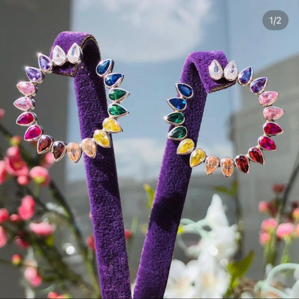 Multicolor Badem Taşlı Küpe