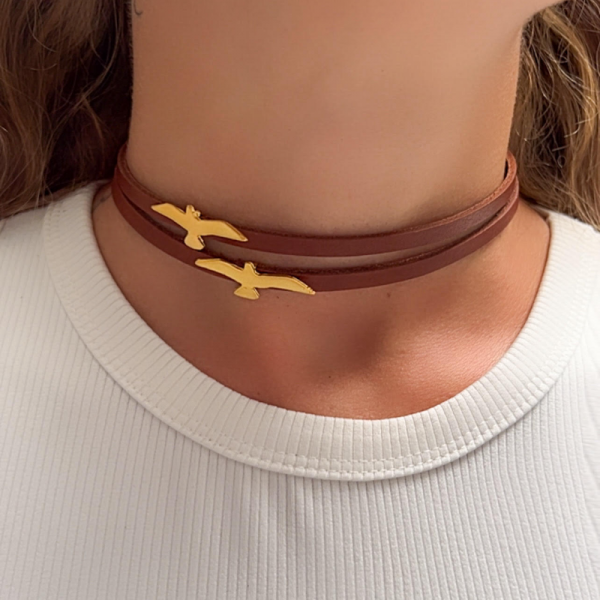 Kuş Figürlü Hakiki Deri Choker Kolye