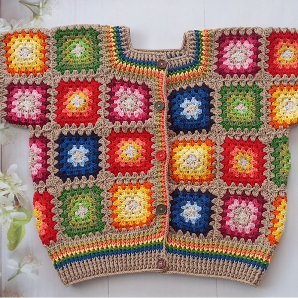 Renkli Motif Örgü Hırka