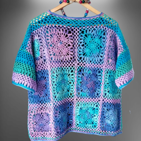 El Örgüsü Üç Renkli Batik Motifli Hırka 