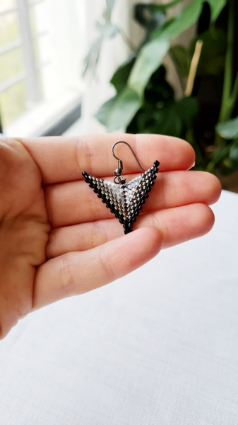 Siyah Beyaz Miyuki Bileklik Küpe Set