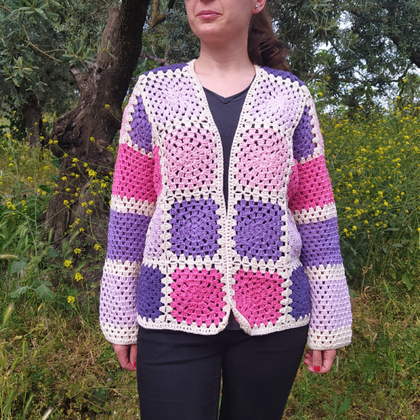Renkli Kare Motifli Cotton Kısa Kadın Hırkası