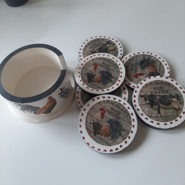 Horozlu Bardak Altlığı