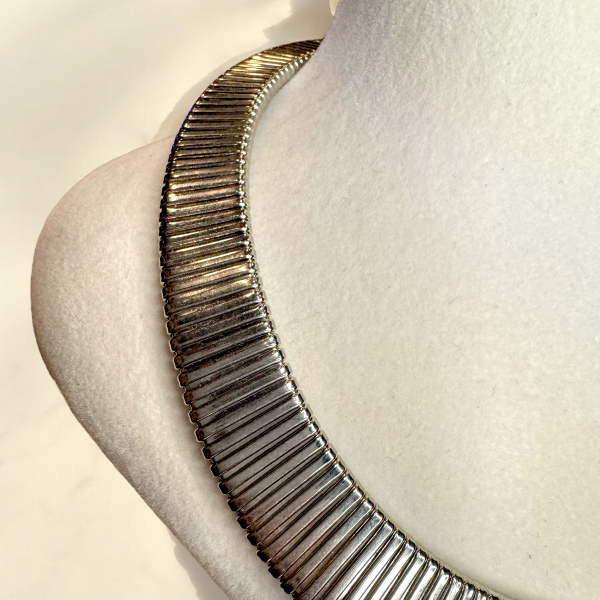 Çizgili Çelik Choker Kolye