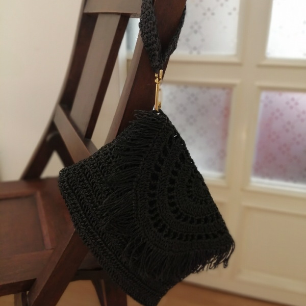 Kadin Çanta Clutch Si̇yah Kağit İp Astarli