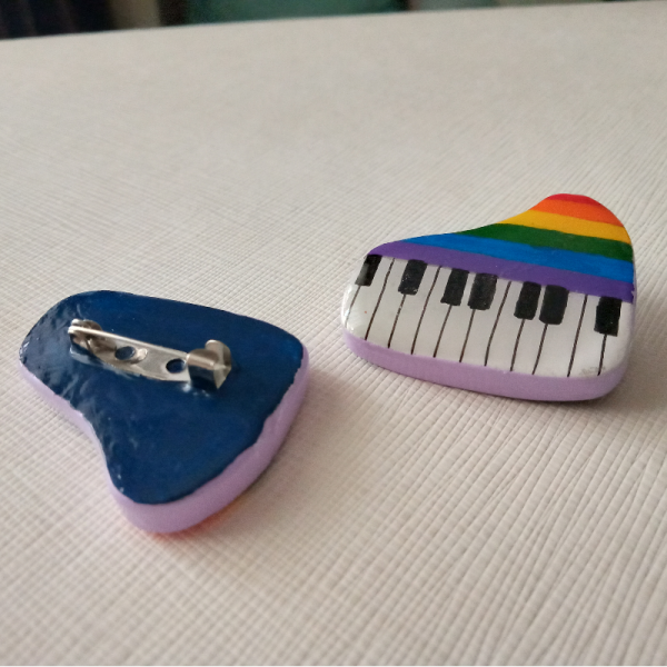 Rainbow Piano Serami̇k Ki̇li̇ Broş