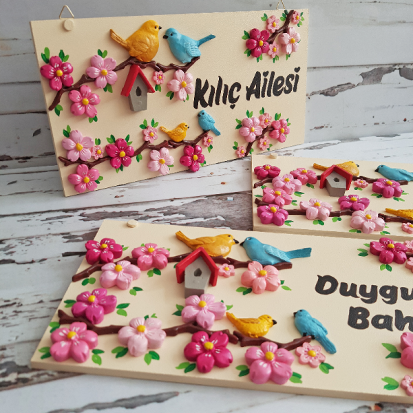 30x15 Cm Çiçekler Ve Kuşlar Dekoratif Kişiye Özel Kapı Girişi Panosu, Kapı Önü İsimlik Tabela, Kapı Numaras�...