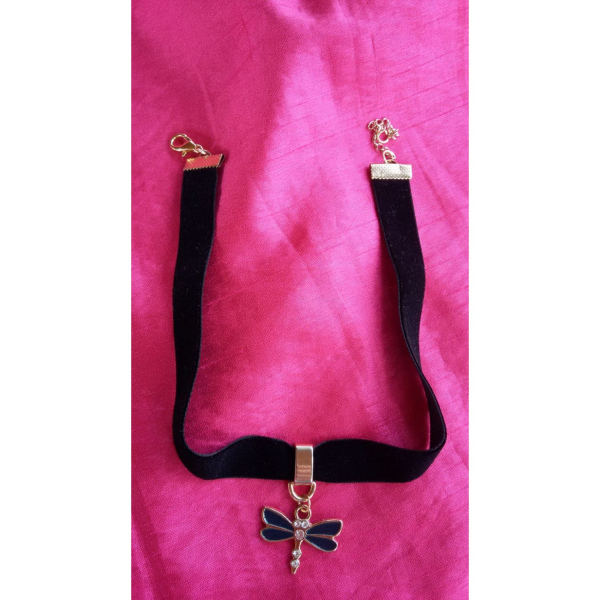 Kristal Taşlı ve Mineli Yusufcuk Choker Kolye 