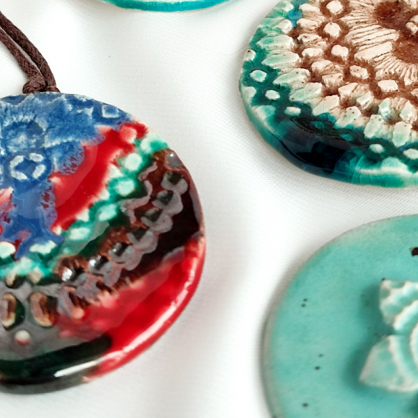 Dantella Collection ebruli seramik kolye
