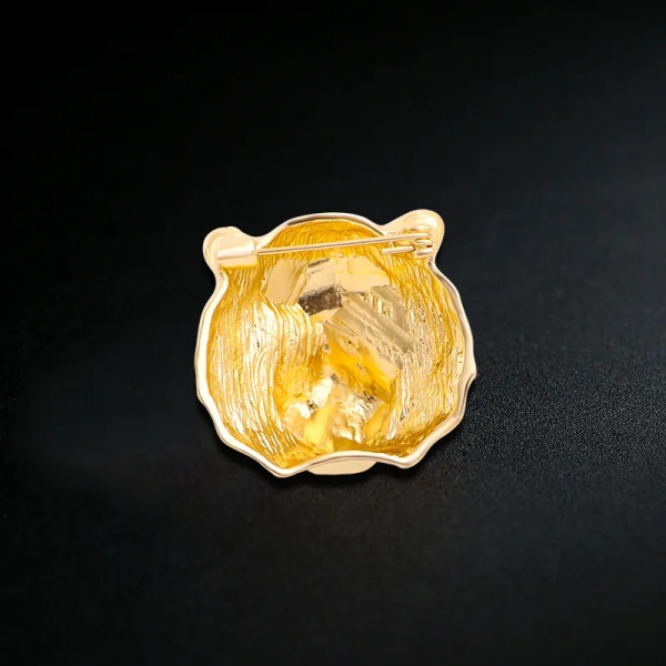 Leopar Broş