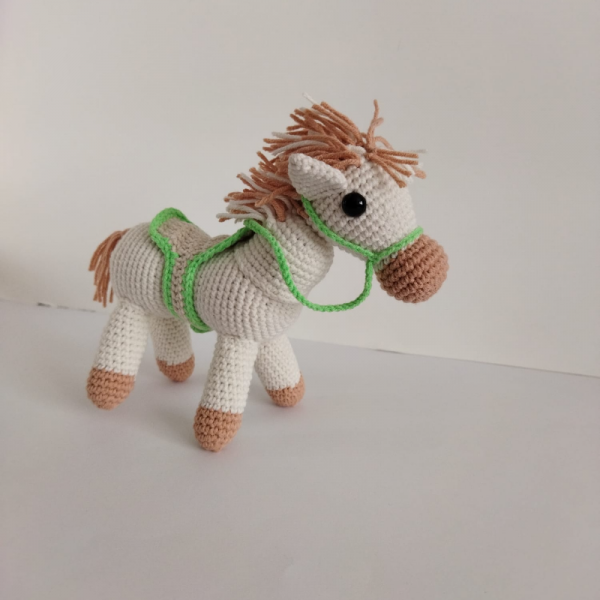 Amigurumi  At Hediyelik Oyuncak