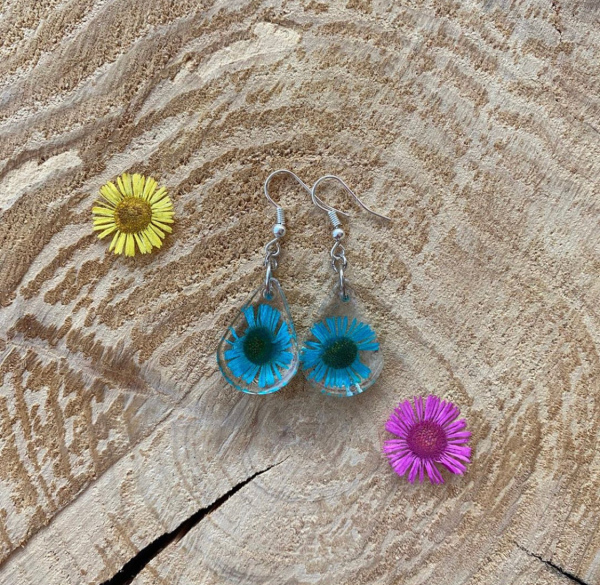 Blue Daisy