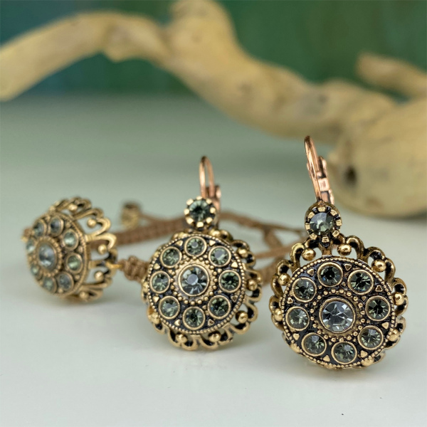 Annem için Mardin'in çiçekli black diamond taşlı seti