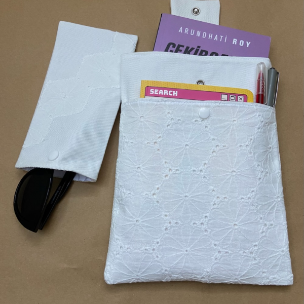 Dantel Kitap Kilifi Takimi