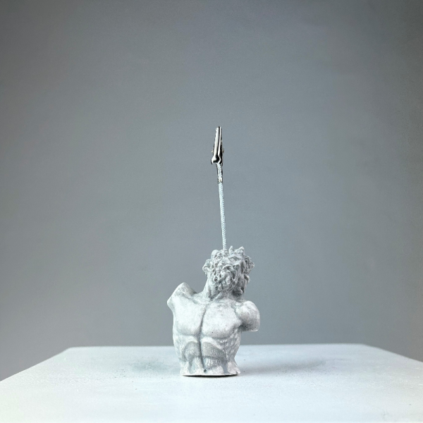 Gri Eskitme Laocoon Heykel Not Tutucu