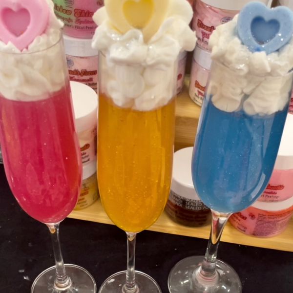 Heart Champaign Candle/ Kalpli Kremalı Şampanya Mum
