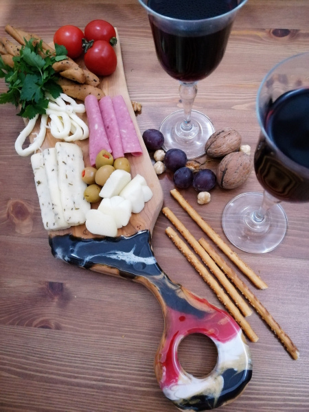 Zeytin Ağacından Epoksi Sunum Tahtası